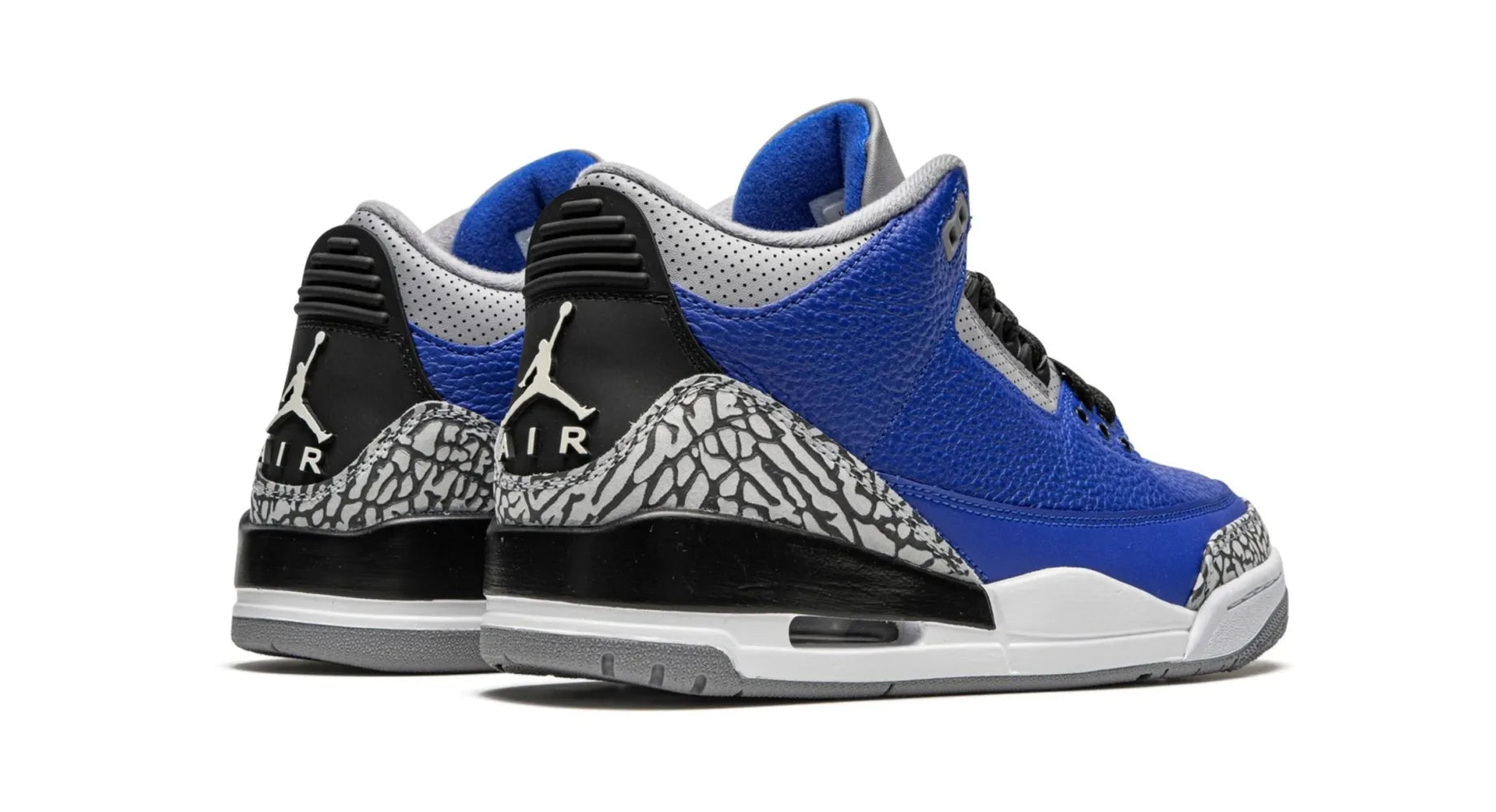 Air Jordan 3 Retro Varsity Royal